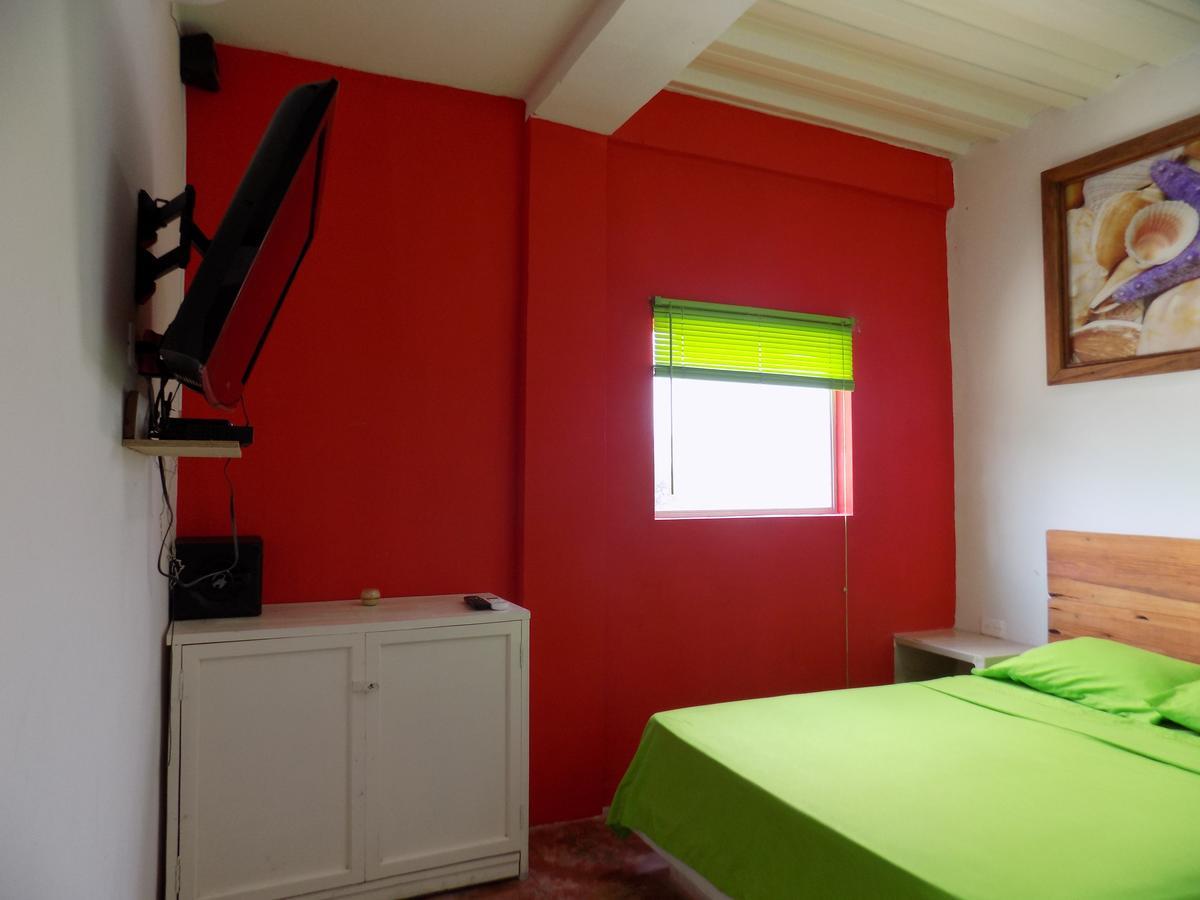 Hostal Caracoles Cartagena Exterior photo