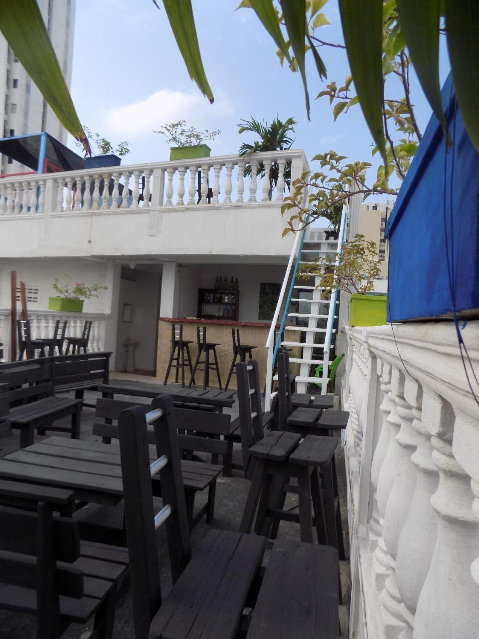 Hostal Caracoles Cartagena Exterior photo