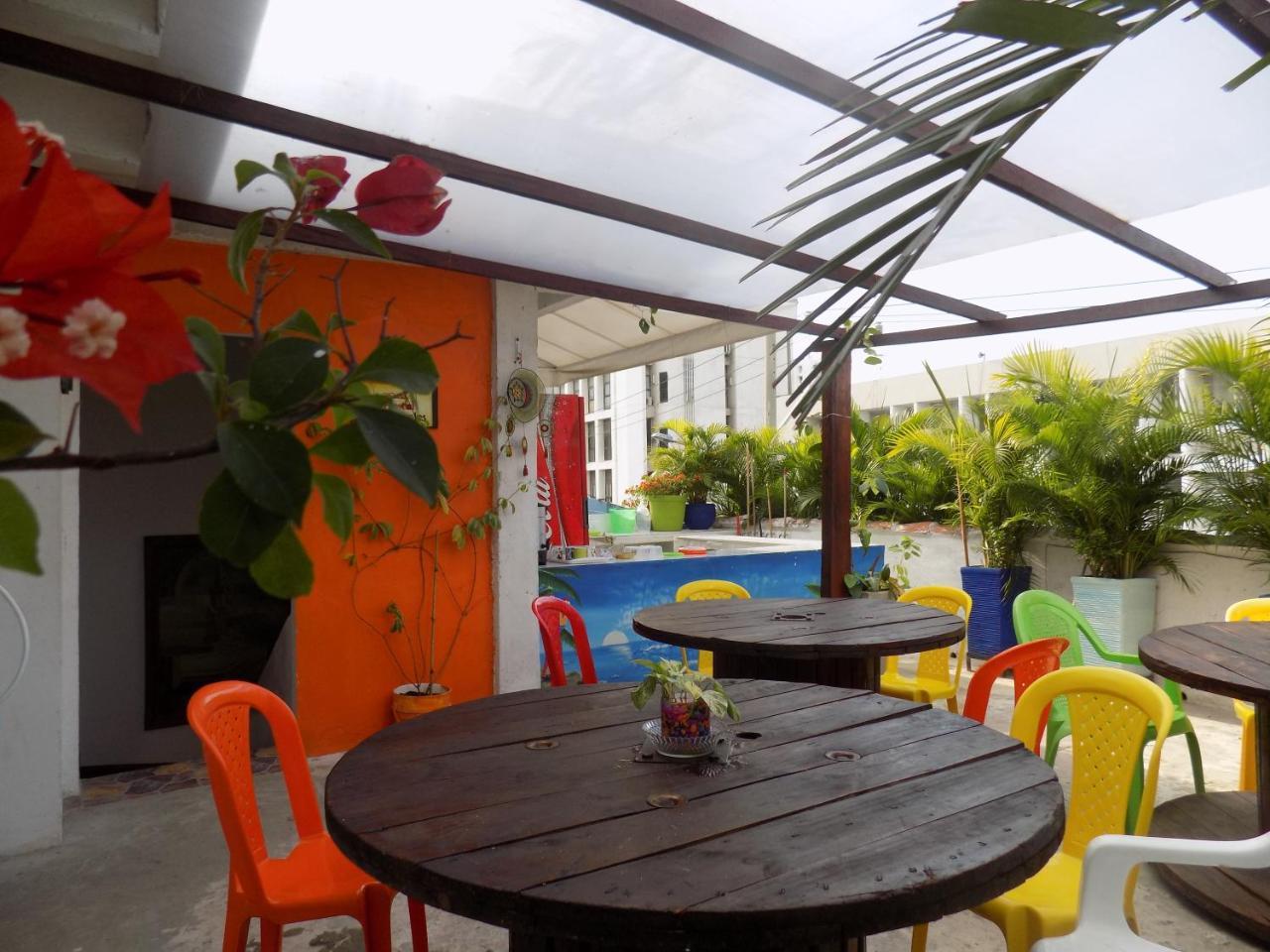 Hostal Caracoles Cartagena Exterior photo
